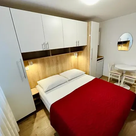 Apartment Korunic