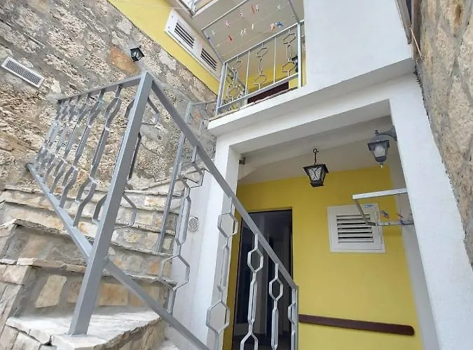 Apartament Korunić *